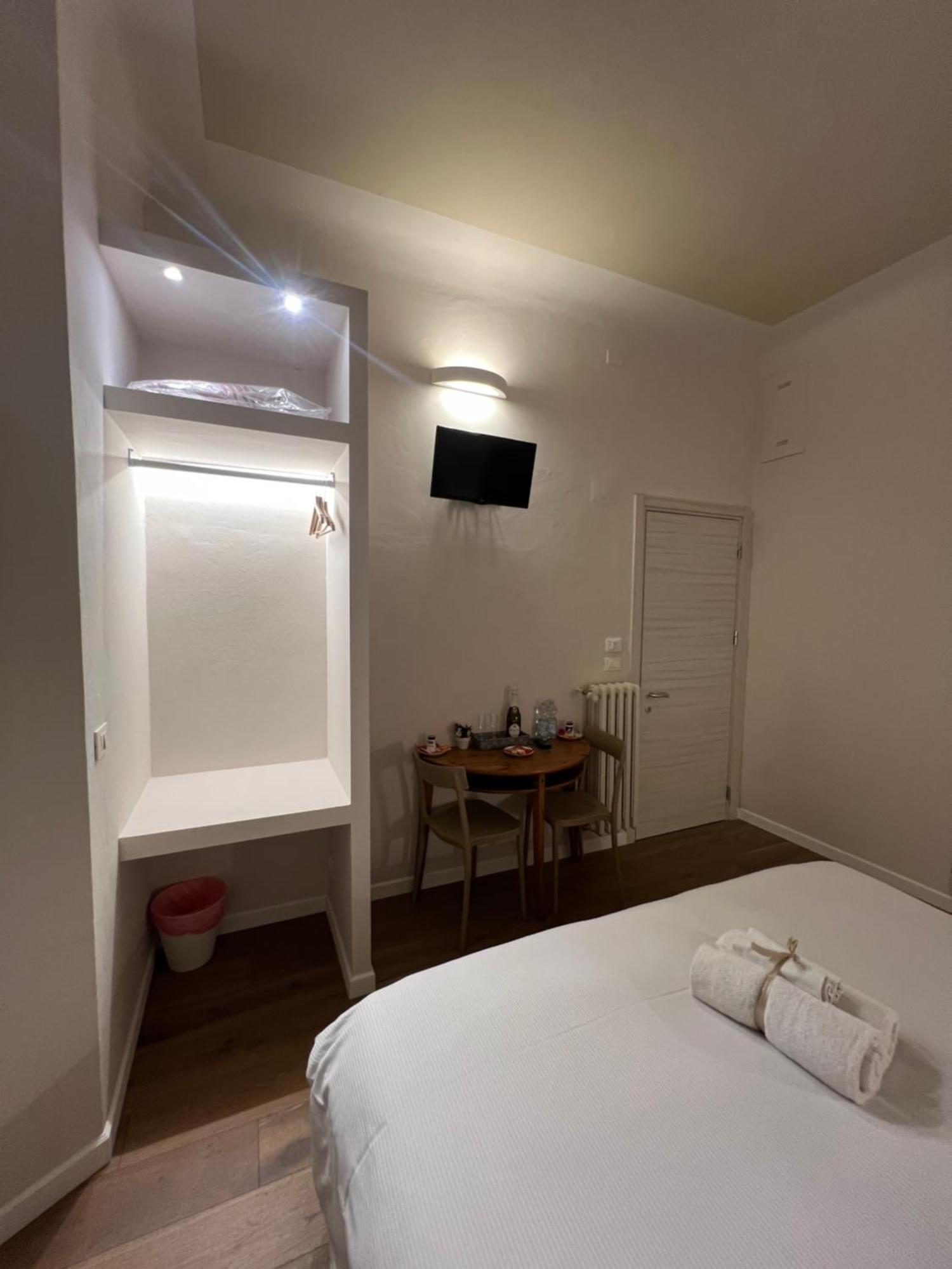 Bed and Breakfast Bed&Bed Cassia à Florence Extérieur photo